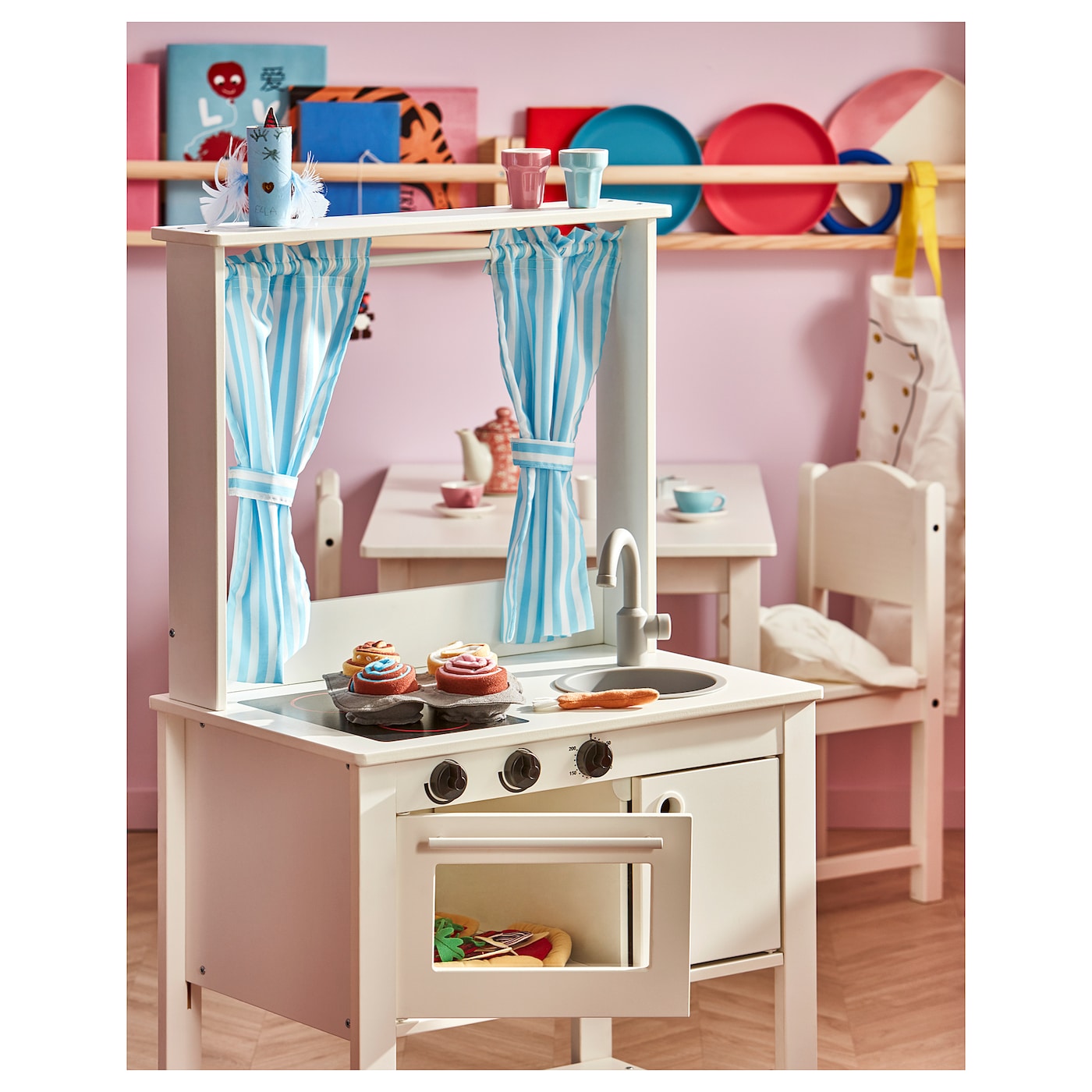 Фото СПИСИГ Игровая кухня со шторами