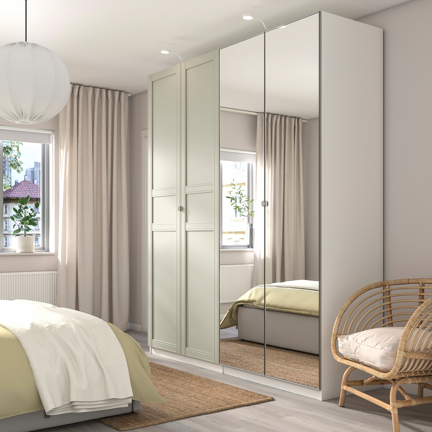Фото ПАКС / ФЛИСБЕРГЕТ/ВИКЕДАЛЬ Гардеробная комбинация белое/светло-бежевое зеркальное стекло