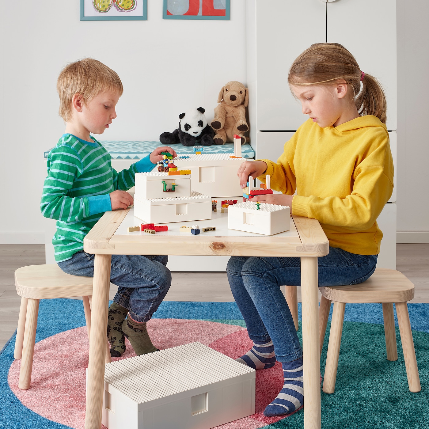 Фото БЮГГЛЕК Коробка LEGO® с крышкой белый