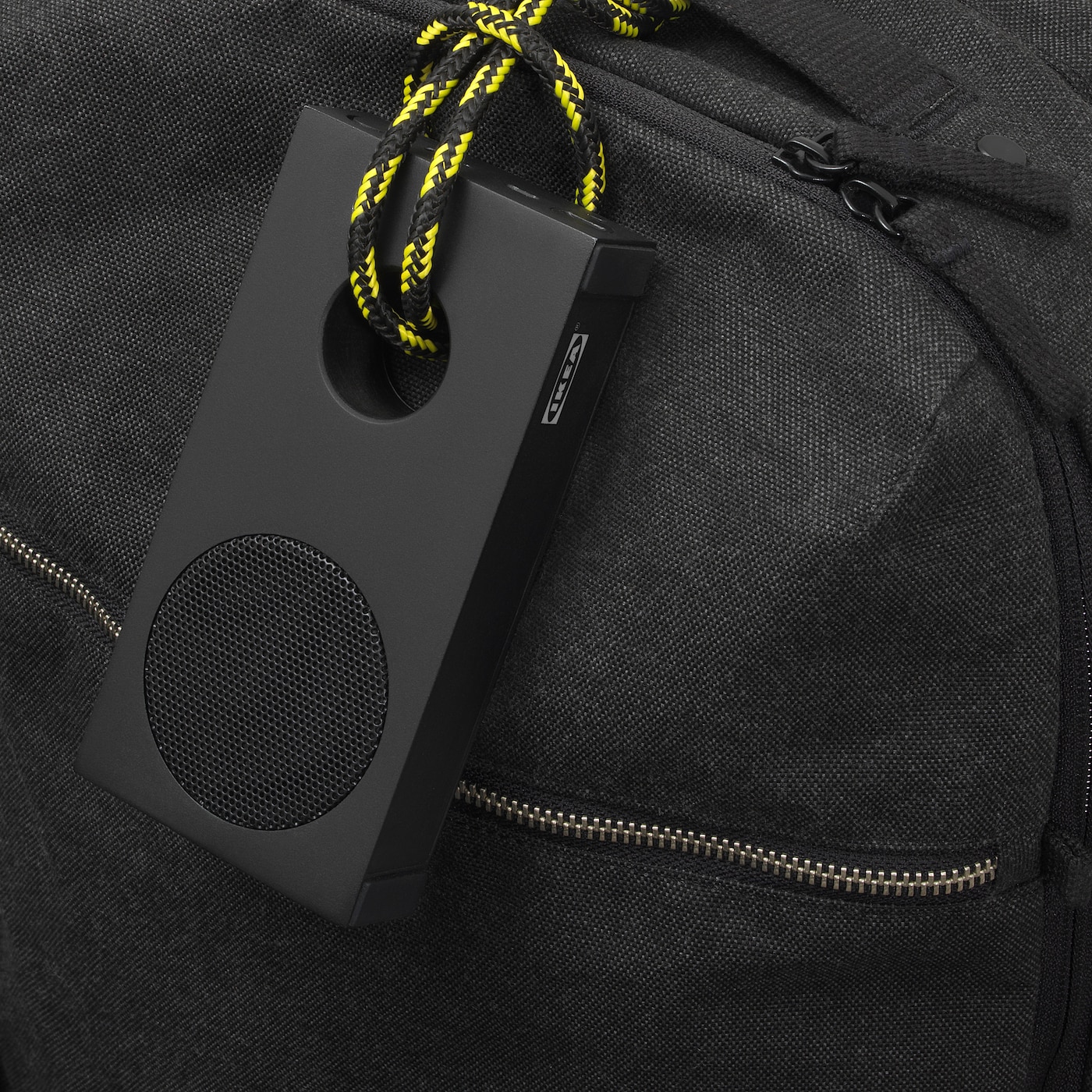 Фото ЭНЕБИ Портативный Bluetooth-динамик черный